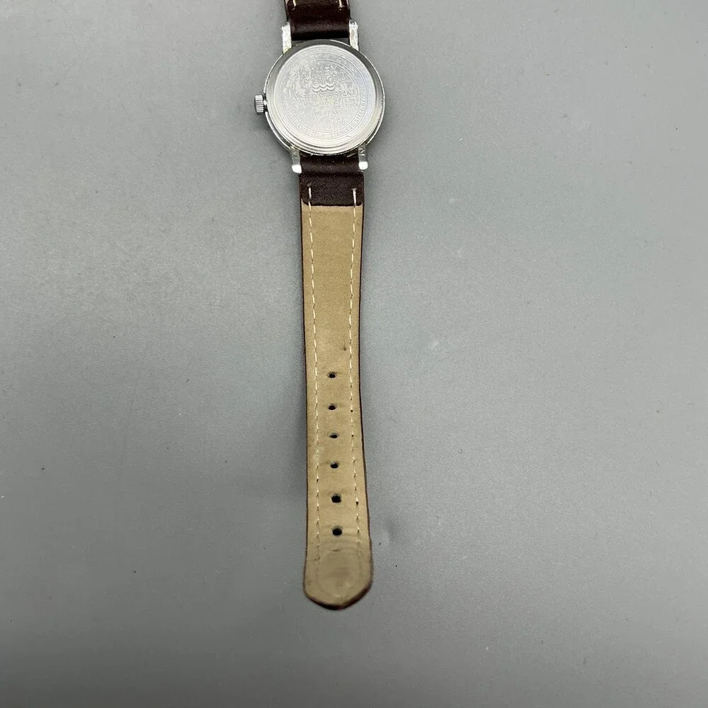 Timex Indiglo WR 30M Womens Watch 23mm Cream Dial Brown Leather New Battery